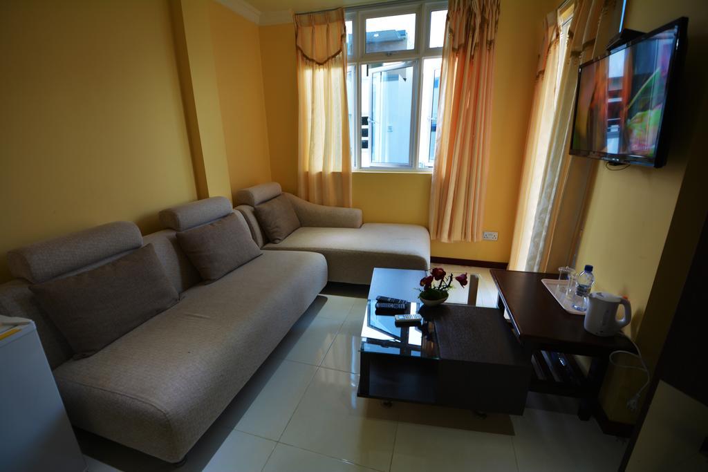Coral Queen Inn Hulhumale Room photo