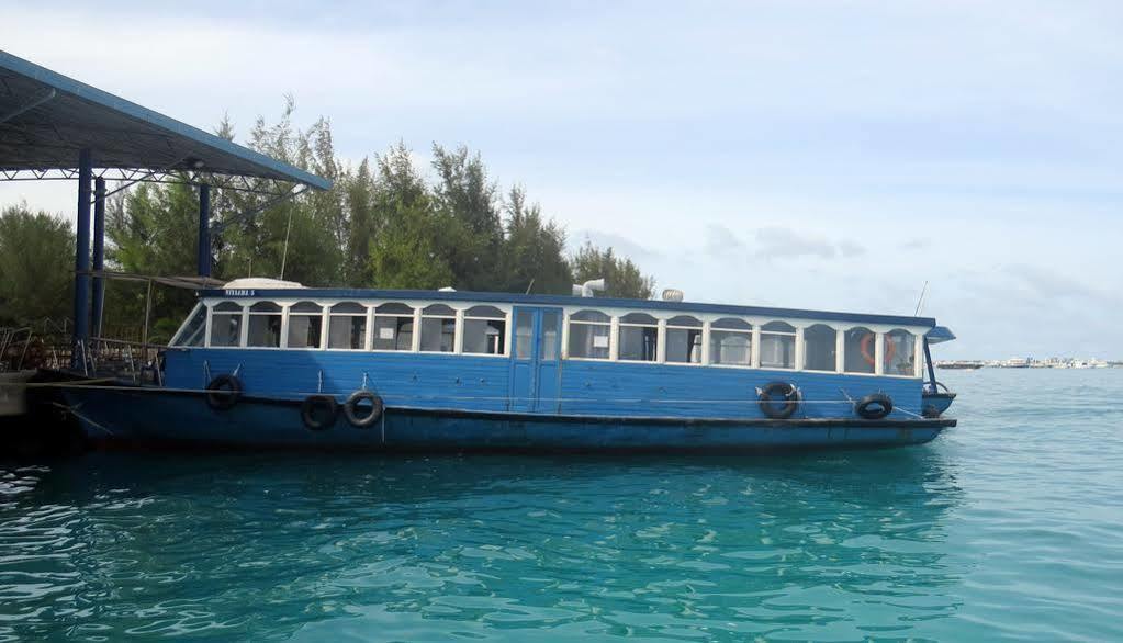 Coral Queen Inn Hulhumale Exterior photo